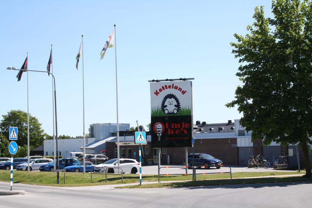 Hostel Uncle Joe'S VBY Zewnętrze zdjęcie