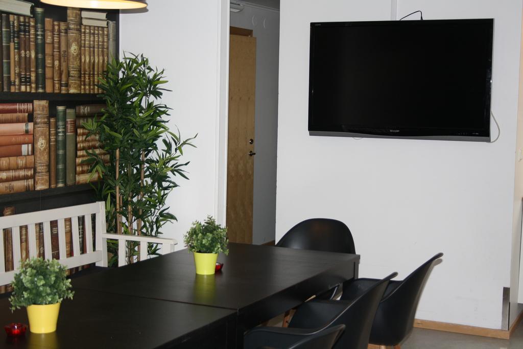 Hostel Uncle Joe'S VBY Zewnętrze zdjęcie